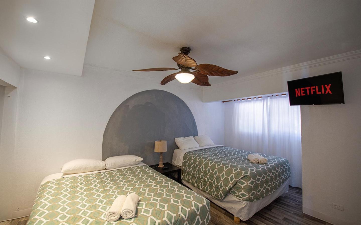 Beachfront Two Bedroom With 3 Beds Tijuana Exterior photo
